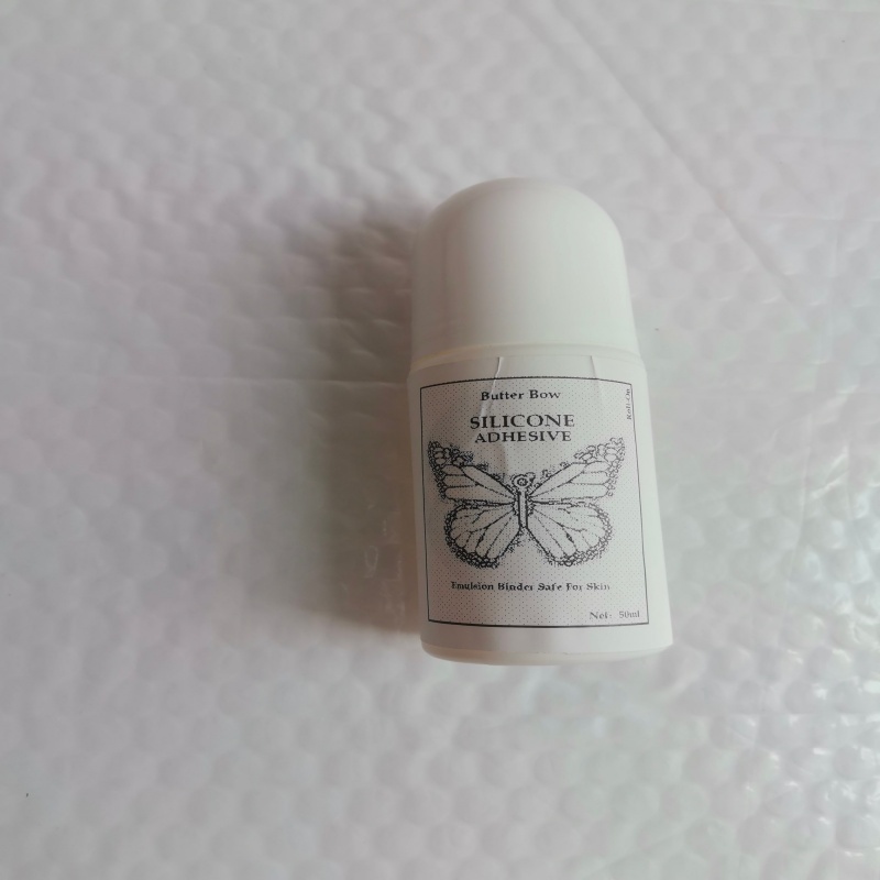 CD Silicone Adhesive Roll-On E - Strapless Bra Adhesive 评论和价格